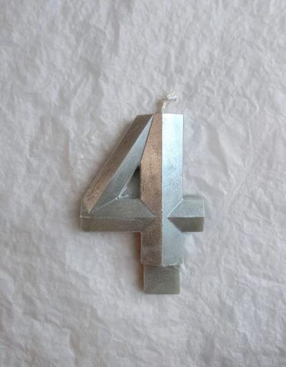 Свеча для торта восковая 